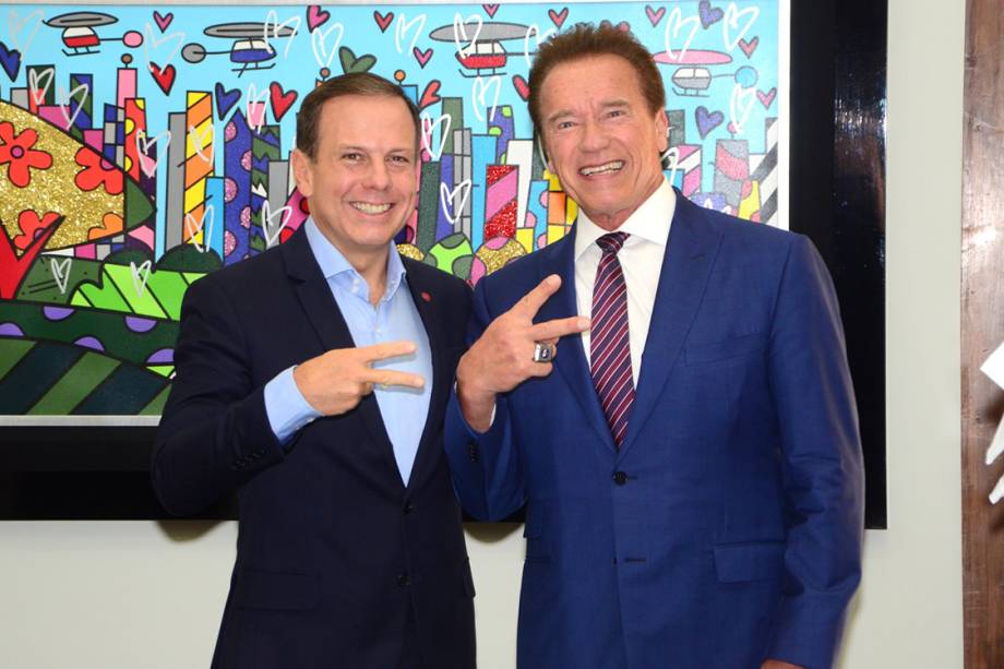 Arnold Schwarzenegger e João Doria se encontram no gabinete do prefeito de São Paulo