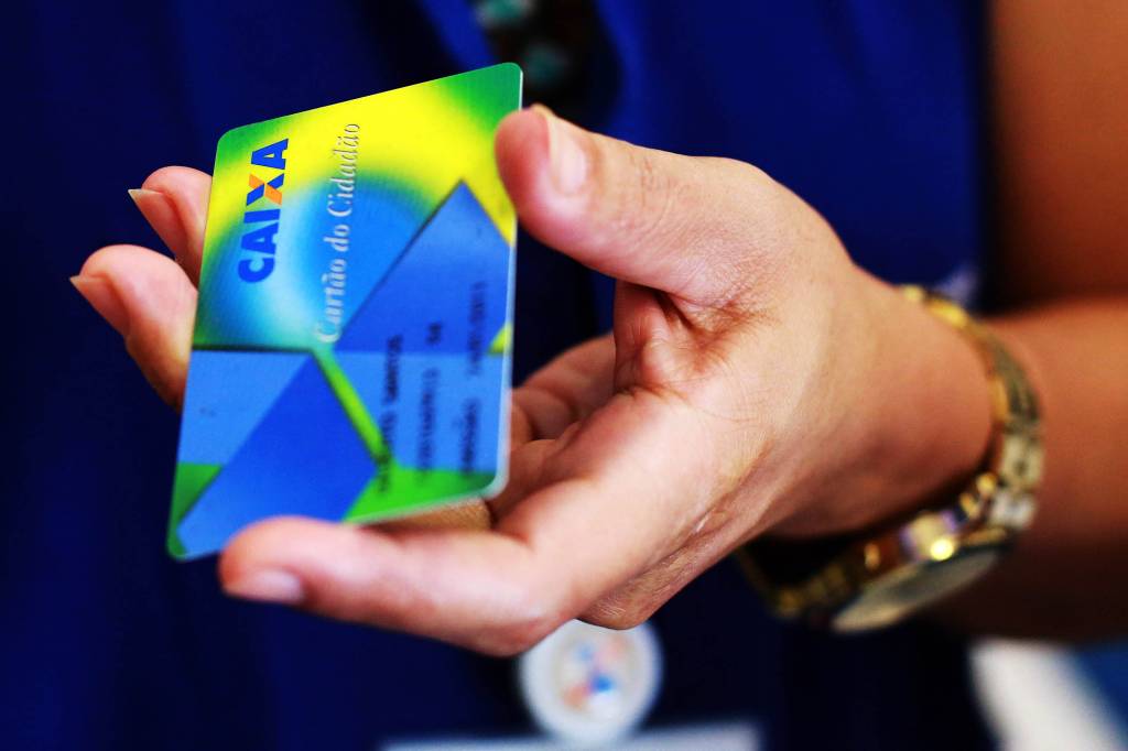 PIS: Caixa paga abono a partir de hoje para nascidos em novembro