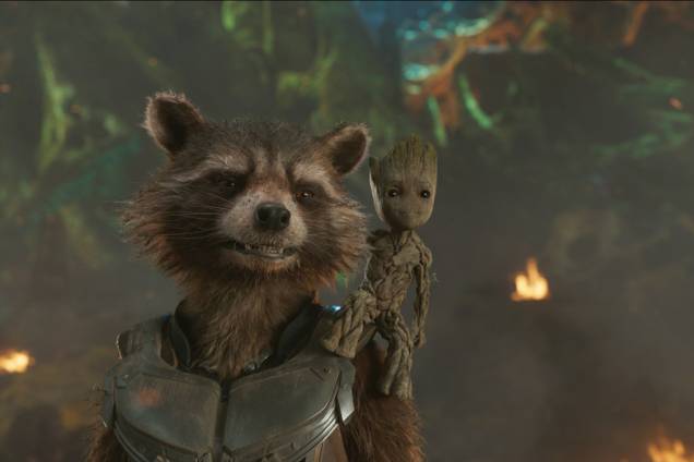 Rocket - dublado por Bradley Cooper - e Baby Groot - dublado por Vin Diesel, em cenas do filme Guardiões da Galáxia 2 Rocket - dublado por Bradley Cooper - e Baby Groot - dublado por Vin Diesel, em cenas do filme Guardiões da Galáxia 2