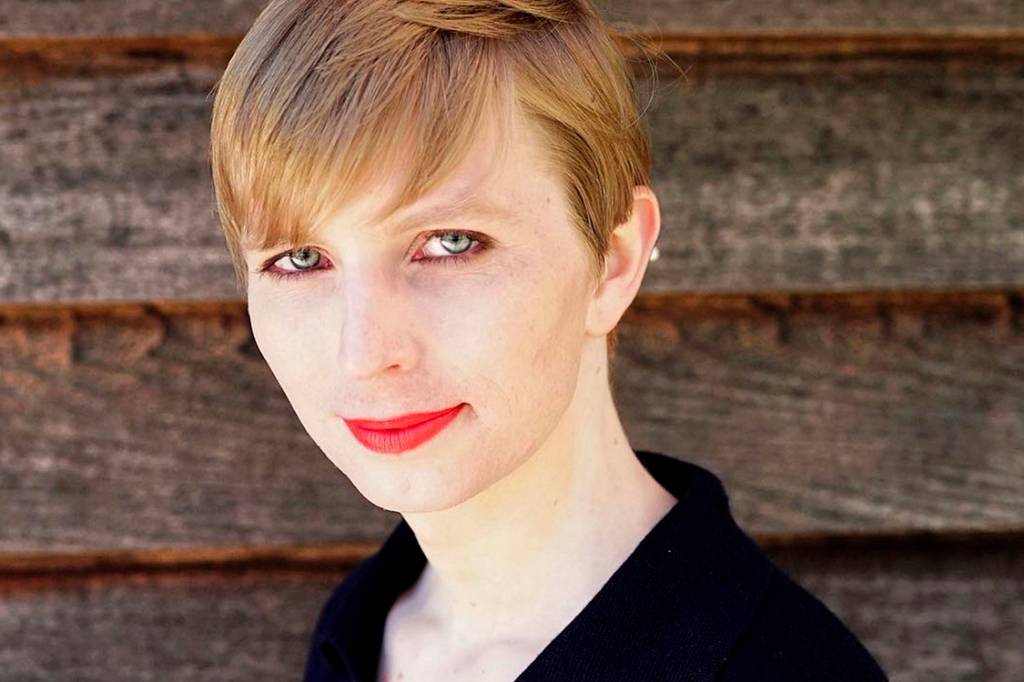 Chelsea Manning publica primeira foto como mulher após liberdade