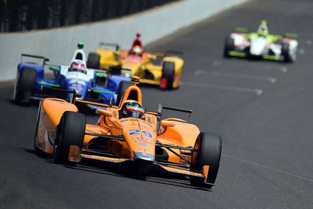 Fernando Alonso durante a 101ª edição das 500 Milhas de Indianápolis Fernando Alonso durante a 101ª edição das 500 Milhas de Indianápolis