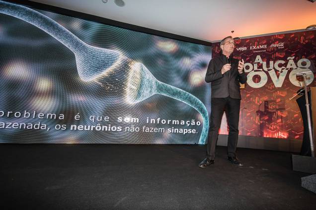 Walter Longo, presidente do grupo Abril, durante palestra no Fórum A Revolução do Novo: A Transformação do Mundo Walter Longo, presidente do grupo Abril, durante palestra no Fórum A Revolução do Novo: A Transformação do Mundo