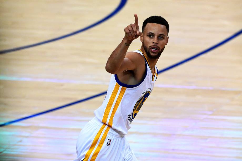 Stephen Curry durante o primeiro jogo da final da NBA entre Golden State Warriors e Cleveland Cavaliers- 01/06/2017