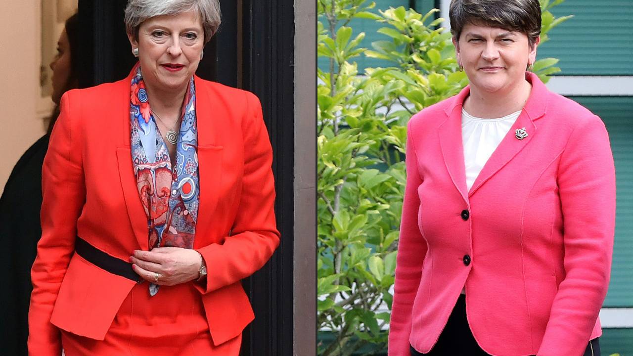 Theresa May e Arlene Foster
