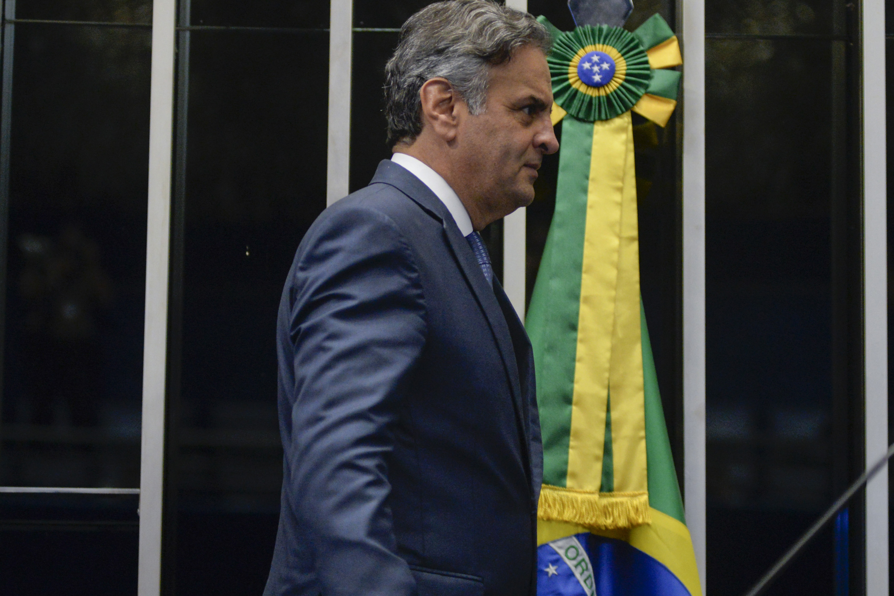 Os tucanos honrados precisam cair fora do PSDB de Aécio