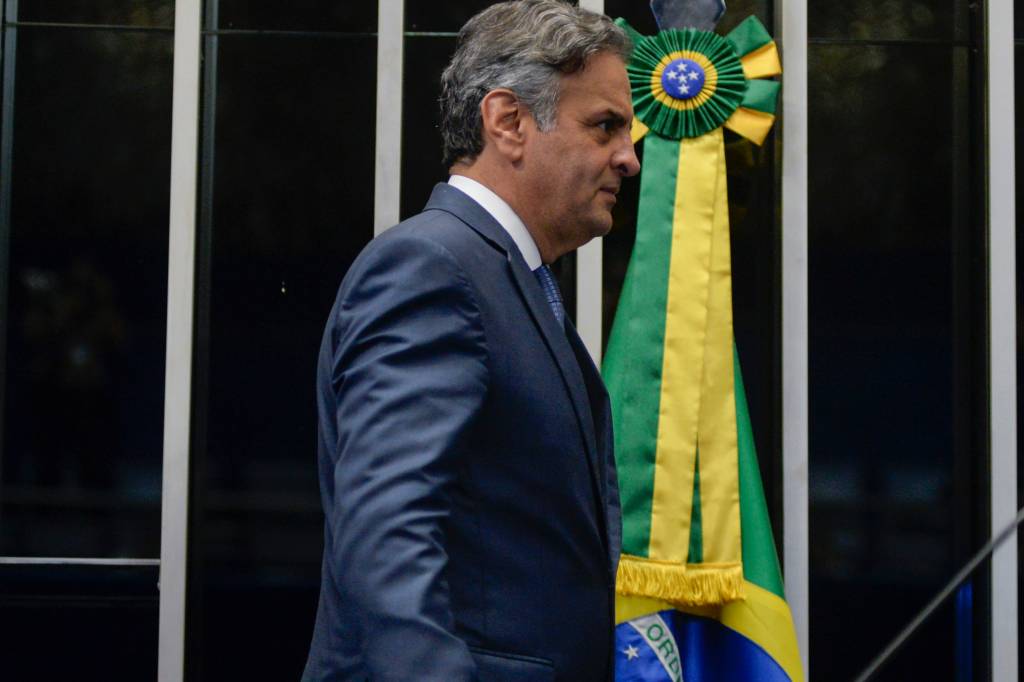 Os tucanos honrados precisam cair fora do PSDB de Aécio