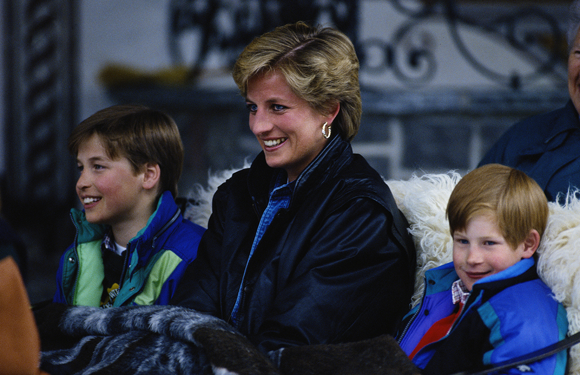 Harry expõe como morte de Princesa Diana afetou seu papel na família real