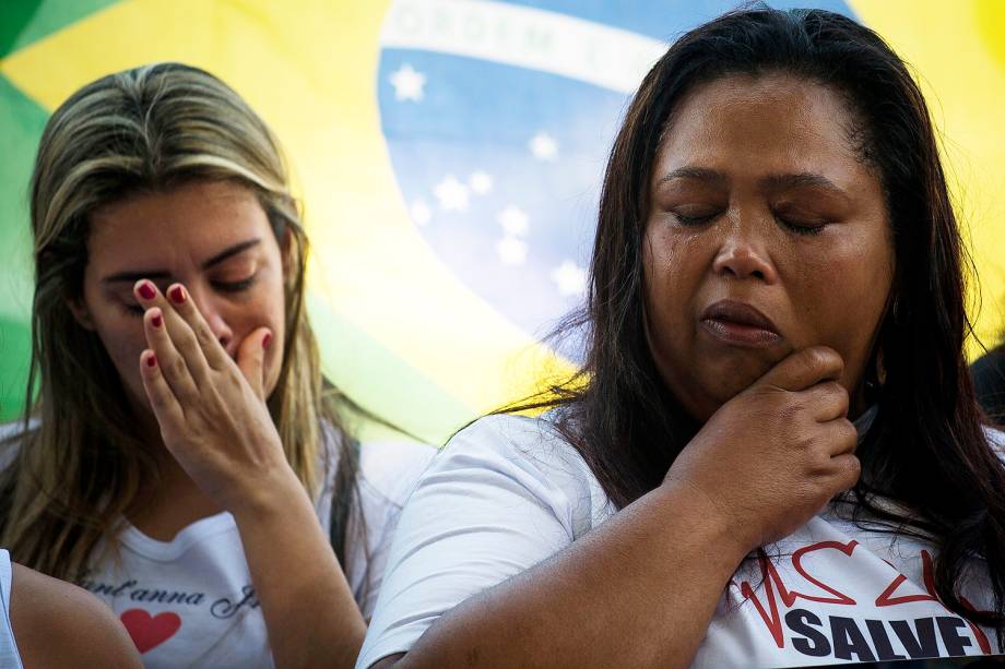 Protesto contra a violência e morte de policias na orla de Copacabana, altura do posto 5, no Rio de Janeiro (RJ) - 23/07/2017