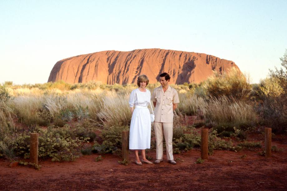 Príncipe Charles ao lado da esposa Diana durante turnê oficial pela Austrália em 1983