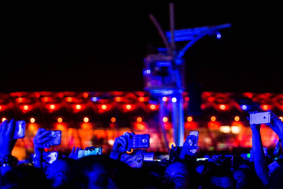 Público durante o show da banda 5 Seconds of Summer no Palco Mundo, no primeiro dia de Rock in Rio - 15/09/2017