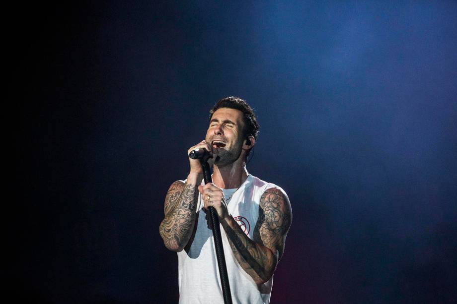 A banda Maroon 5, liderada por Adam Levine no Palco Mundo durante o segundo dia de Rock in Rio - 16/09/2017