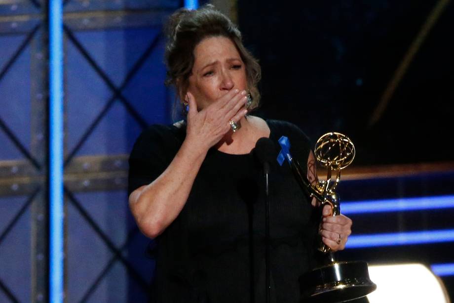 A atriz Ann Dowd na 69º premiação Emmy Awards, em Los Angeles - 17/09/2017