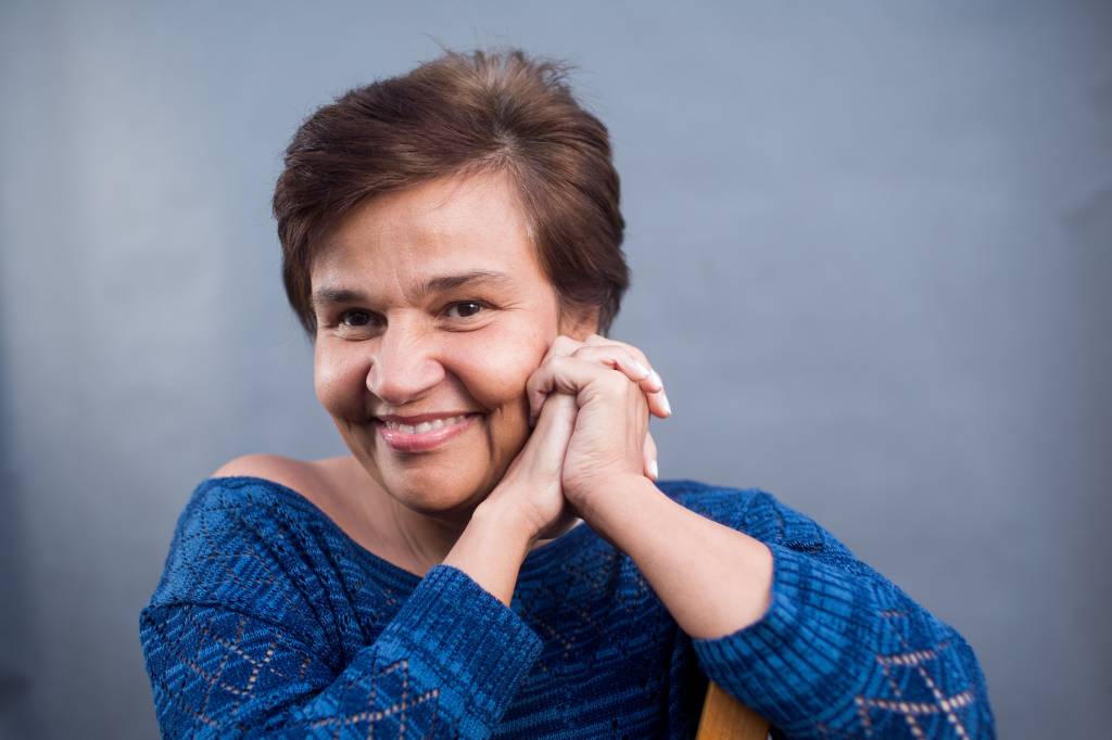 Claudia Rodrigues comemora volta aos palcos após seis anos afastada