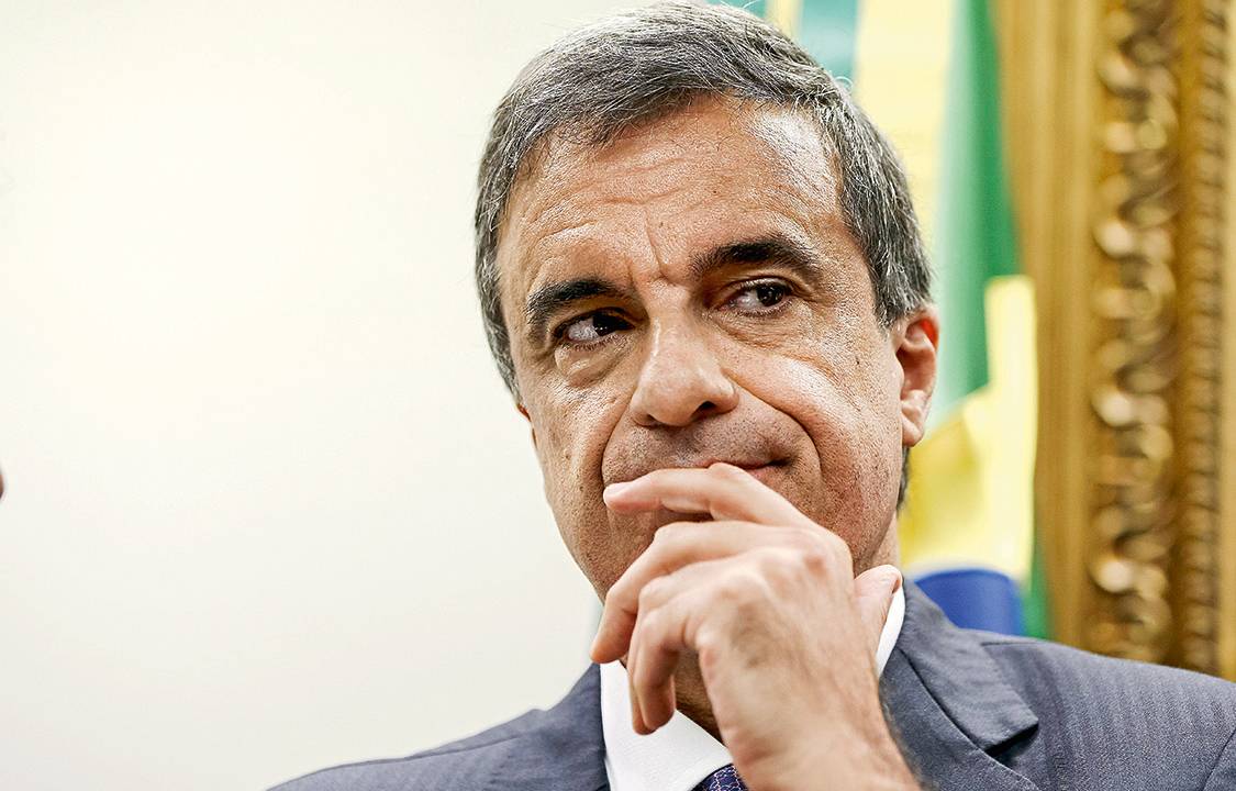 Brasília - O Advogado Geral da União, José Eduardo Cardozo, durante reunião da comissão especial que analisa denúncia contra a presidenta Dilma Rousseff, que vota o parecer do relator Jovair Arantes (Marcelo Camargo/Agência Brasil)