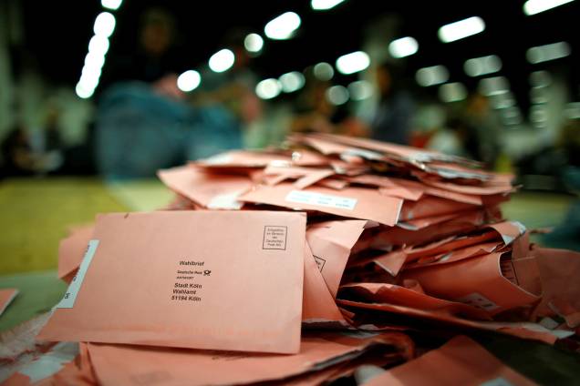 Contagem dos votos das eleições gerais da Alemanha, em Colônia Contagem dos votos das eleições gerais da Alemanha, em Colônia