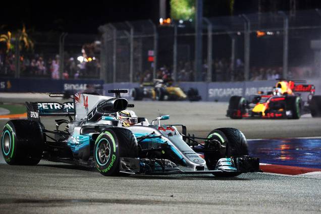 O piloto da Mercedes, Lewis Hamilton durante o GP de Cingapura, o 14º da temporada 2017 de F1 - 17/09/2017 O piloto da Mercedes, Lewis Hamilton durante o GP de Cingapura, o 14º da temporada 2017 de F1 - 17/09/2017