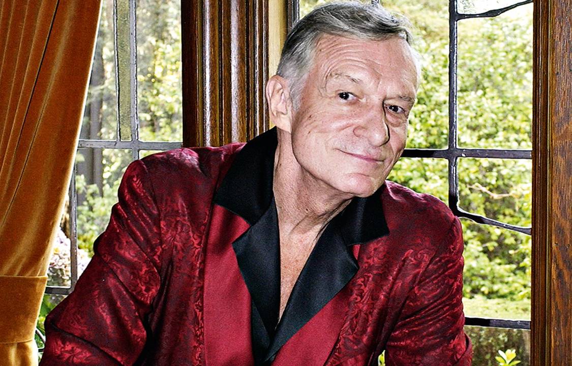 Hugh Hefner - Em 1953, ele pediu dinheiro emprestado de amigos e da mãe para criar a revista 'Playboy' e um estilo de vida