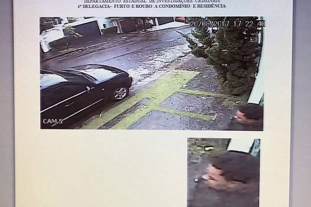 Sassá, líder da quadrilha que assaltava casas no Morumbi, durante roubo a casa do desembargador Antonio Manssur, em 20/8, também na região do Morumbi Sassá, líder da quadrilha que assaltava casas no Morumbi, durante roubo a casa do desembargador Antonio Manssur, em 20/8, também na região do Morumbi