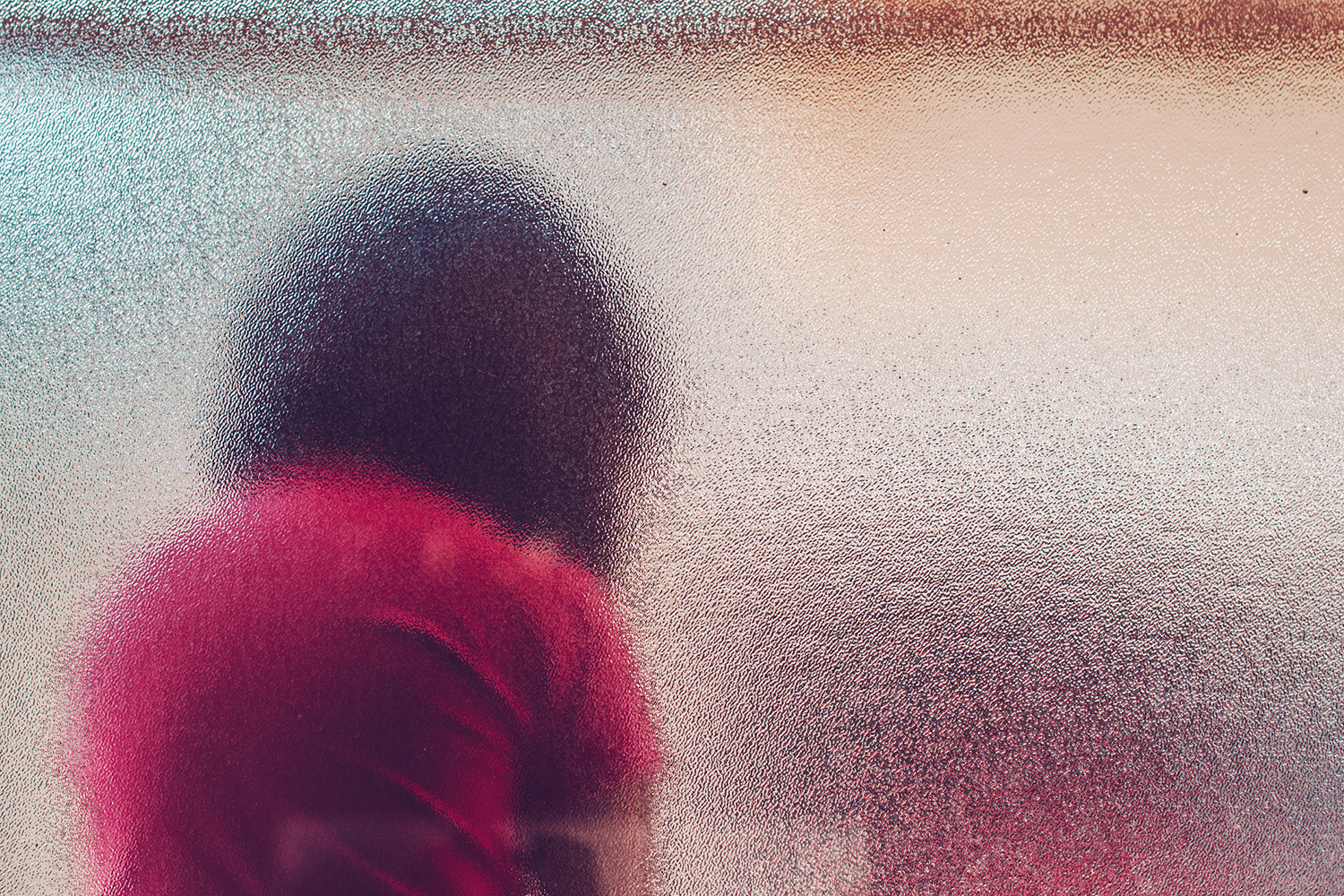 Abuso infantil na web volta a crescer no Brasil e atinge a 2ª pior marca em vinte anos