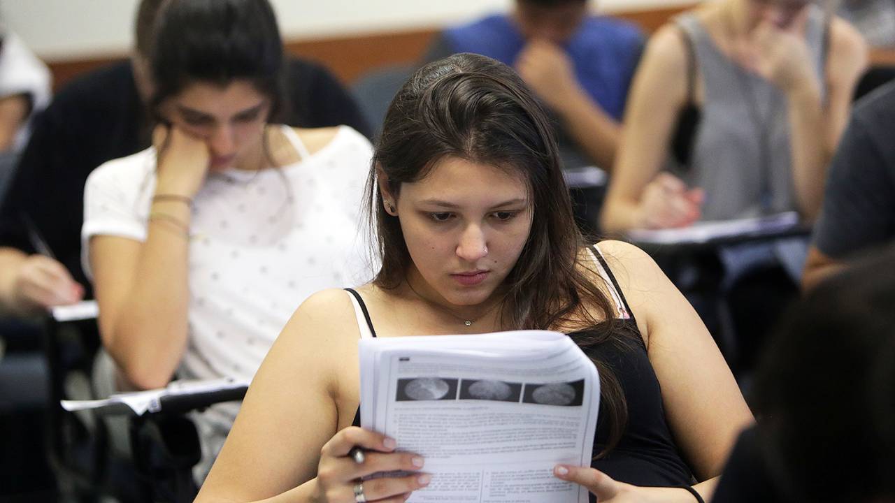 Enem - Vestibular - Universidade - Educação