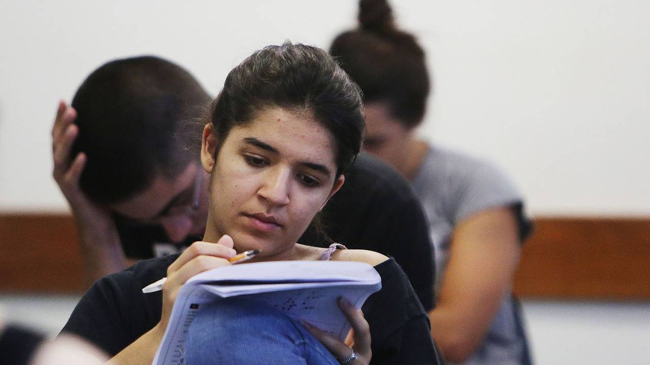 Enem - Vestibular - Universidade - Educação