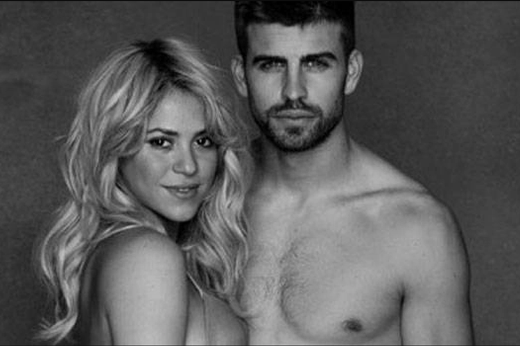 Shakira e Piqué se conheceram em 2010, durante a Copa vencida pela Espanha. Divulgação/VEJA Leia mais em: https://gutenberg.veja.abril.com.br/cultura/shakira-e-pique-confirmam-separacao-pedimos-respeito/