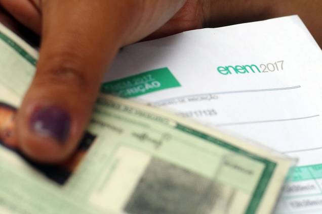 Estudantes se preparam para prova do ENEM 2017 Estudantes se preparam para prova do ENEM 2017