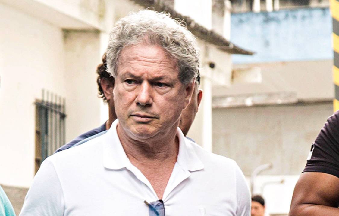 Rio de Janeiro (RJ), 19/08/2017 - Jacob Barata Filho e Lelis Teixeira saem do Presidio em Benfica. Credito: Ana Branco / Agência O Globo