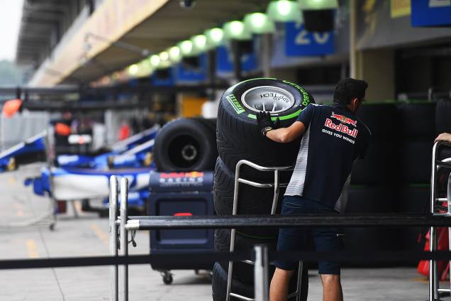 Movimentação no Autódromo de Interlagos antes do início dos treinos para o Grande Prêmio do Brasil de Fórmula 1 Movimentação no Autódromo de Interlagos antes do início dos treinos para o Grande Prêmio do Brasil de Fórmula 1