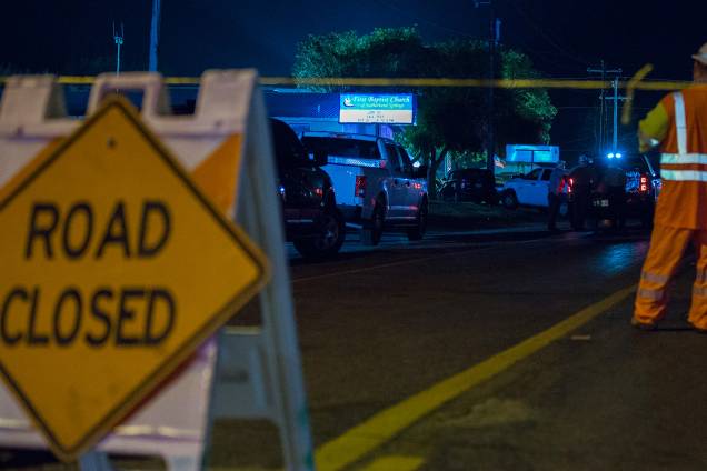 Ao menos 26 pessoas morreram após massacre na Primeira Igreja Batista em Sutherland Springs, no estado americano do Texas - 05/11/2017 Ao menos 26 pessoas morreram após massacre na Primeira Igreja Batista em Sutherland Springs, no estado americano do Texas - 05/11/2017