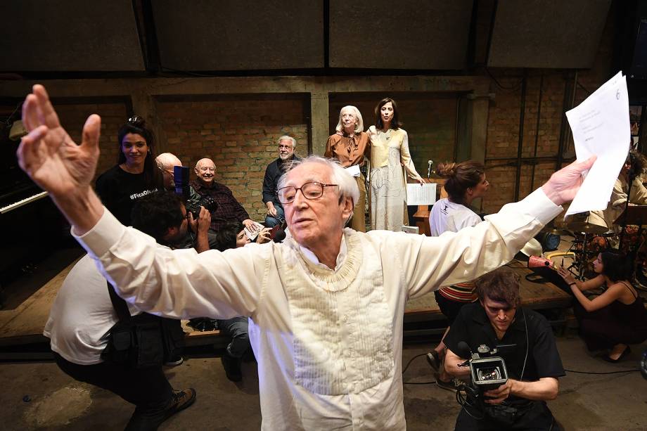 Zé Celso no Teatro Oficina Zé Celso no Teatro Oficina