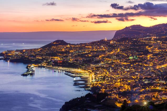 Vista panorâmica do Funchal, Madeira, Portugal Vista panorâmica do Funchal, Madeira, Portugal