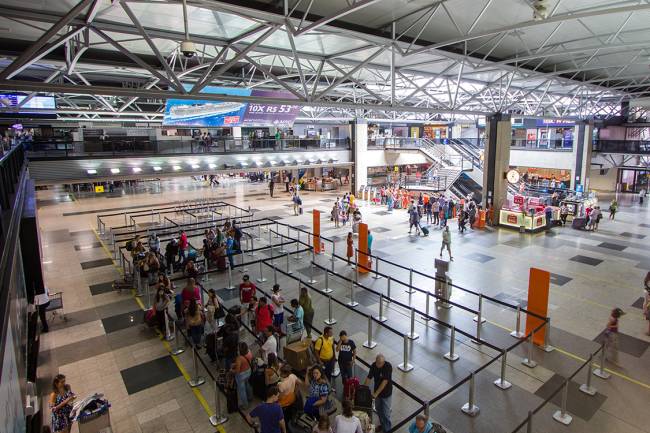 Aeroporto Internacional Afonso Pena, na Grande Curitiba