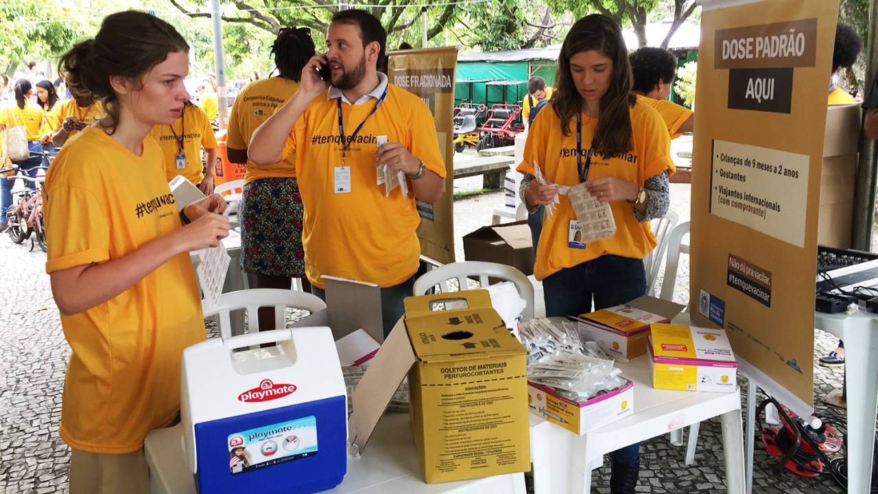 Secretaria Estadual de Saúde promove o Dia D de vacinação contra a febre amarela nos 92 municípios fluminenses - 27/01/2018