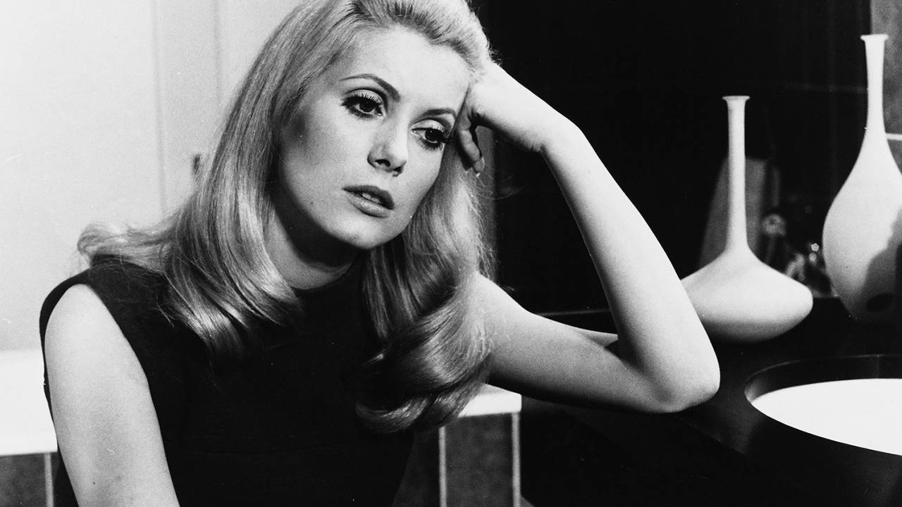 A atriz Catherine Deneuve (1967)
