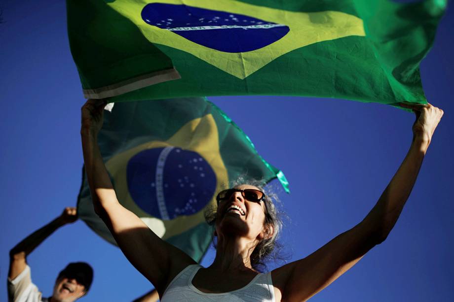 Manifestante protesta contra o ex-presidente Lula, em Brasília - 23/01/2018