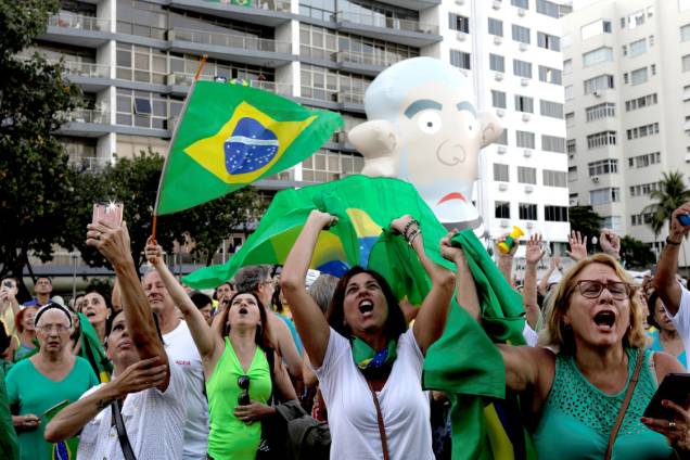 Manifestantes protestam contra o ex-presidente Lula, no Rio de Janeiro - 23/01/2018 Manifestantes protestam contra o ex-presidente Lula, no Rio de Janeiro - 23/01/2018