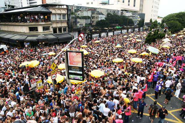 Multidão acompanha o bloco Acadêmicos do Baixo Augusta, em São Paulo (SP), durante o pré-Carnaval paulistano - 04/02/2018 Multidão acompanha o bloco Acadêmicos do Baixo Augusta, em São Paulo (SP), durante o pré-Carnaval paulistano - 04/02/2018