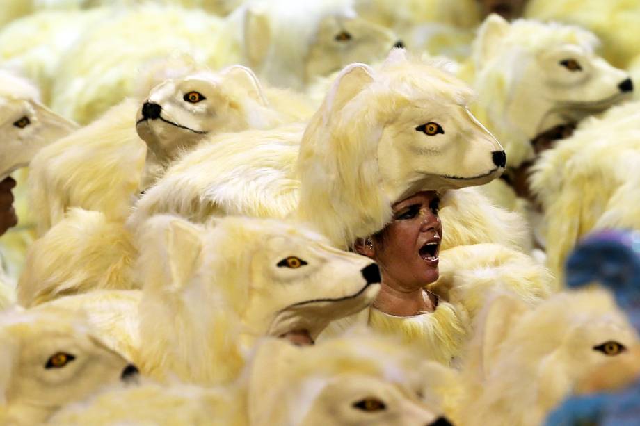 Com o enredo ' A voz marrom que não deixa o samba morrer', a escola de samba Mocidade Alegre homenageia a cantora Alcione no Sambódromo do Anhembi, durante a segunda noite de desfiles do Carnaval paulistano - 11/02/2018