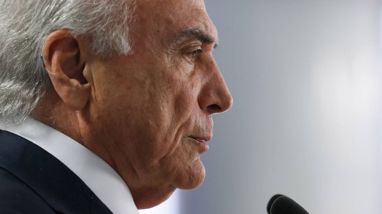 Michel Temer assina de Decreto de Intervenção Federal
