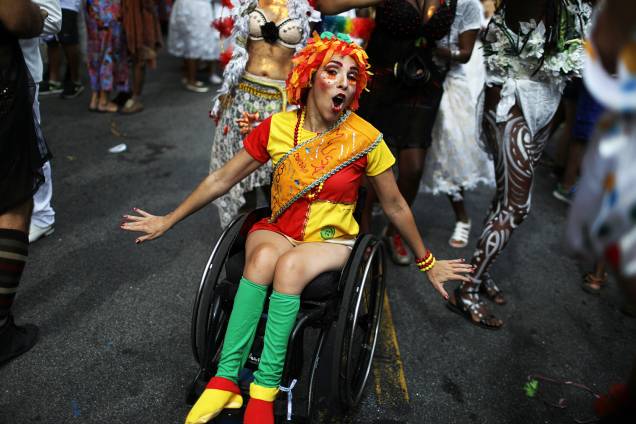 Bloco Cordão do Boitatá anima foliões no Rio de Janeiro (RJ), durante o pré-Carnaval carioca - 04/02/2018 Bloco Cordão do Boitatá anima foliões no Rio de Janeiro (RJ), durante o pré-Carnaval carioca - 04/02/2018