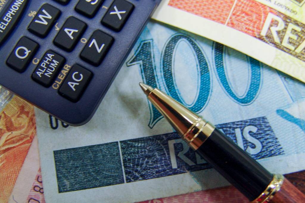 Como renegociar dívidas em época de juro baixo