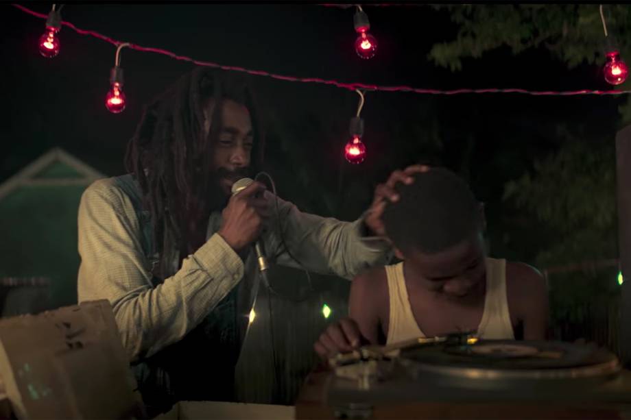 Cena do filme 'Yardie' dirigido por Idris Elba