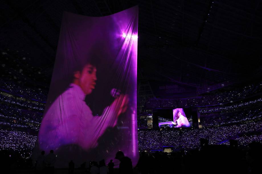 Justin Timberlake homenageou Prince cantando a música "I Would Die 4 U"