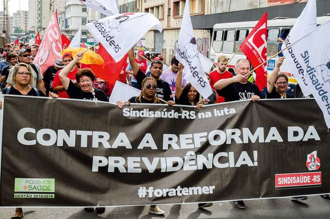 Fora de sintonia – O protesto em Porto Alegre já estava marcado, mas foi em vão: a reforma tinha sido abandonada