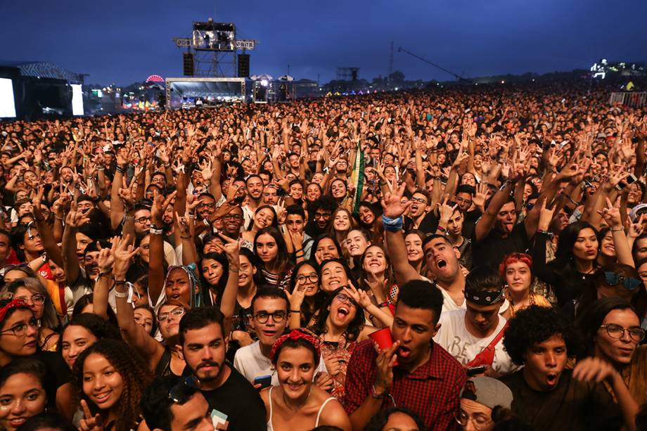 Show da cantora Zara Larsson, no primeiro dia do Lollapalooza 2018, em São Paulo - 23/03/2018