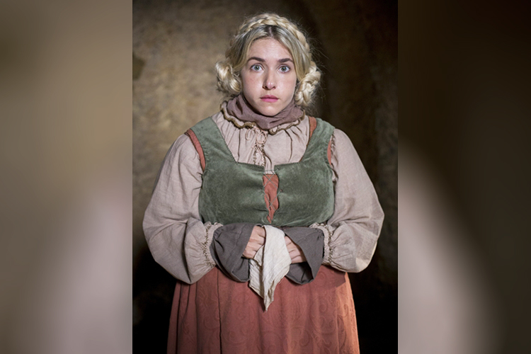 Glória (Monique Alfradique), da novela ' Deus Salve o Rei'