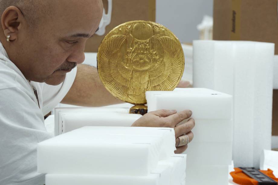 Objetos da exposição King Tut: Tesouros do faraó dourado