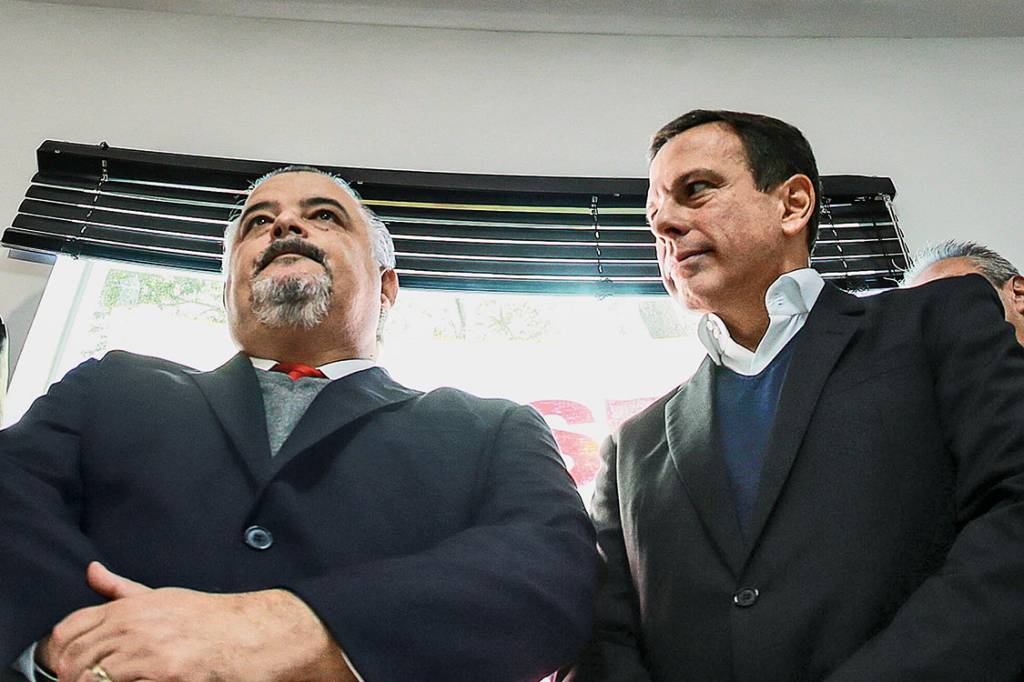 “Tucanistão” ameaçado – França, do PSB, e Doria, do PSDB: briga pelo governo que está há 24 anos nas mãos do PSDB “Tucanistão” ameaçado – França, do PSB, e Doria, do PSDB: briga pelo governo que está há 24 anos nas mãos do PSDB
