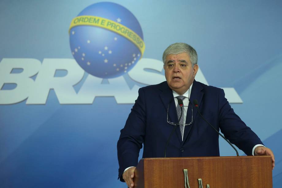 Ministro Carlos Marun concede entrevista após reunião, no Palácio do Planalto, com o presidente Michel Temer e ministros que integram o gabinete de crise, para avaliar a situação nas rodovias federais - 26/05/2018 Ministro Carlos Marun concede entrevista após reunião, no Palácio do Planalto, com o presidente Michel Temer e ministros que integram o gabinete de crise, para avaliar a situação nas rodovias federais - 26/05/2018